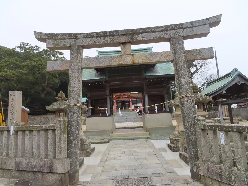 Yuraminato Shrine