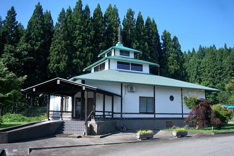 Gosannen-kassen Kanezawa Archive Museum