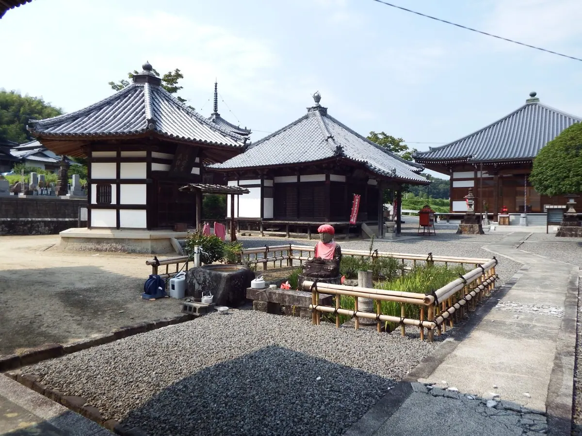 Ishanai-in Temple