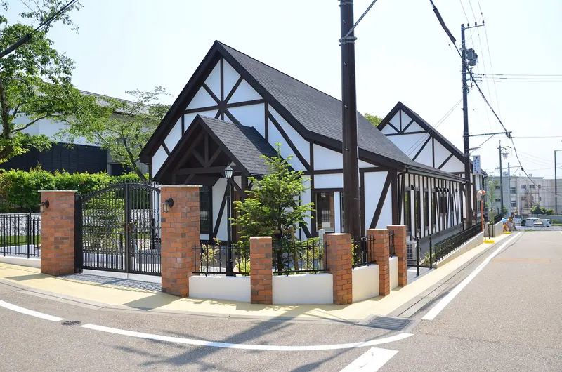 Kakegawa Stained Glass Museum