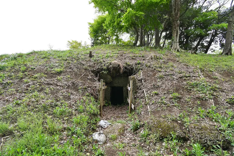 Kamifukuda Iwaya Kofun
