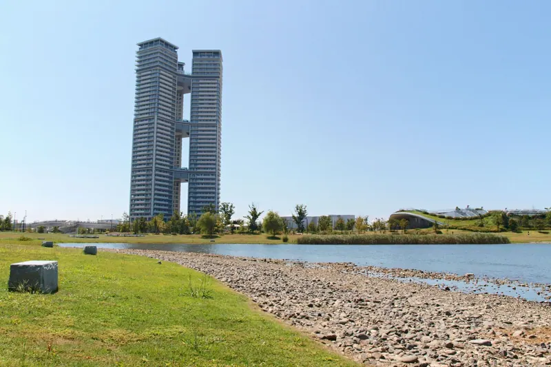 Island City Central Park