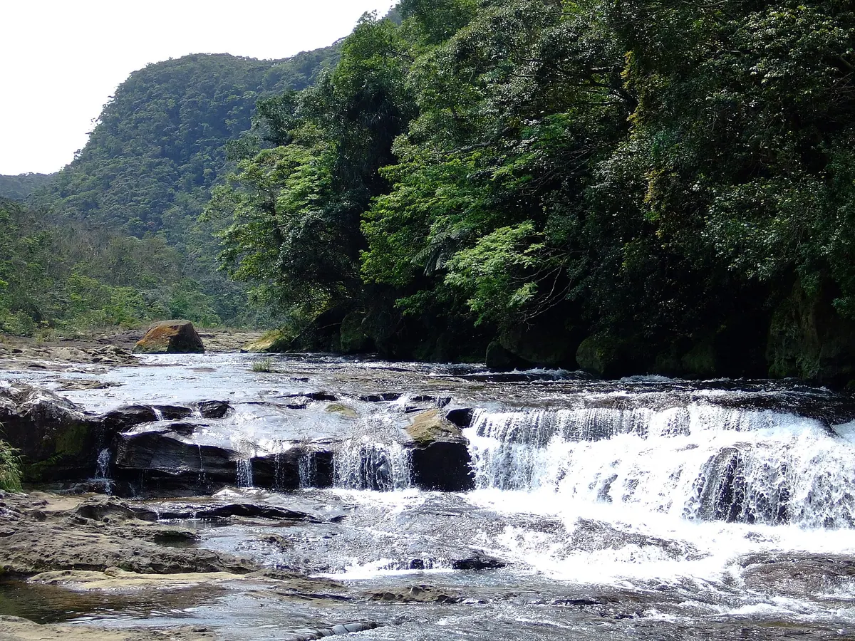 Kanpirē Falls