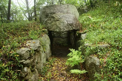 Ichisuka Kofun Cluster