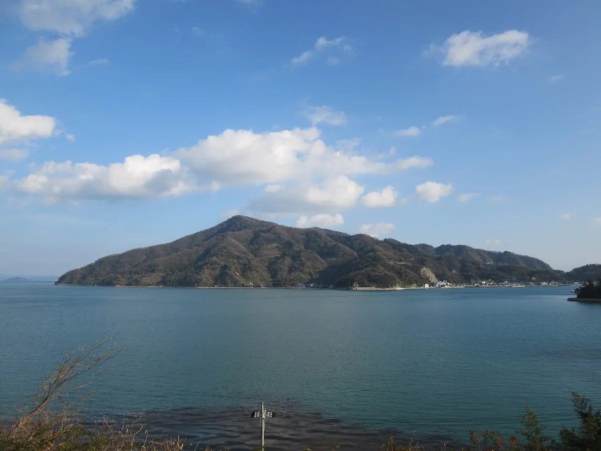 Kamikamagarijima