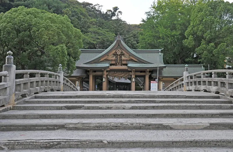 Marunouchi Warei Shrine