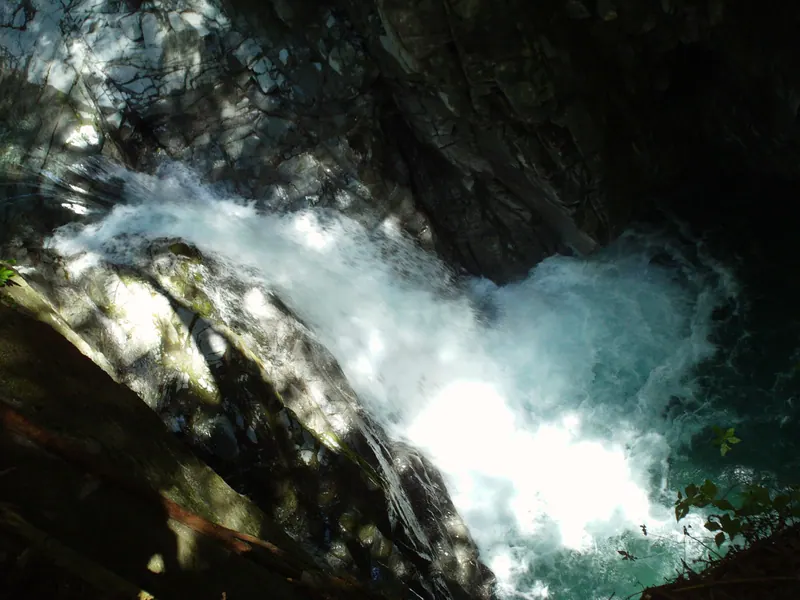 Tsukechi Gorge