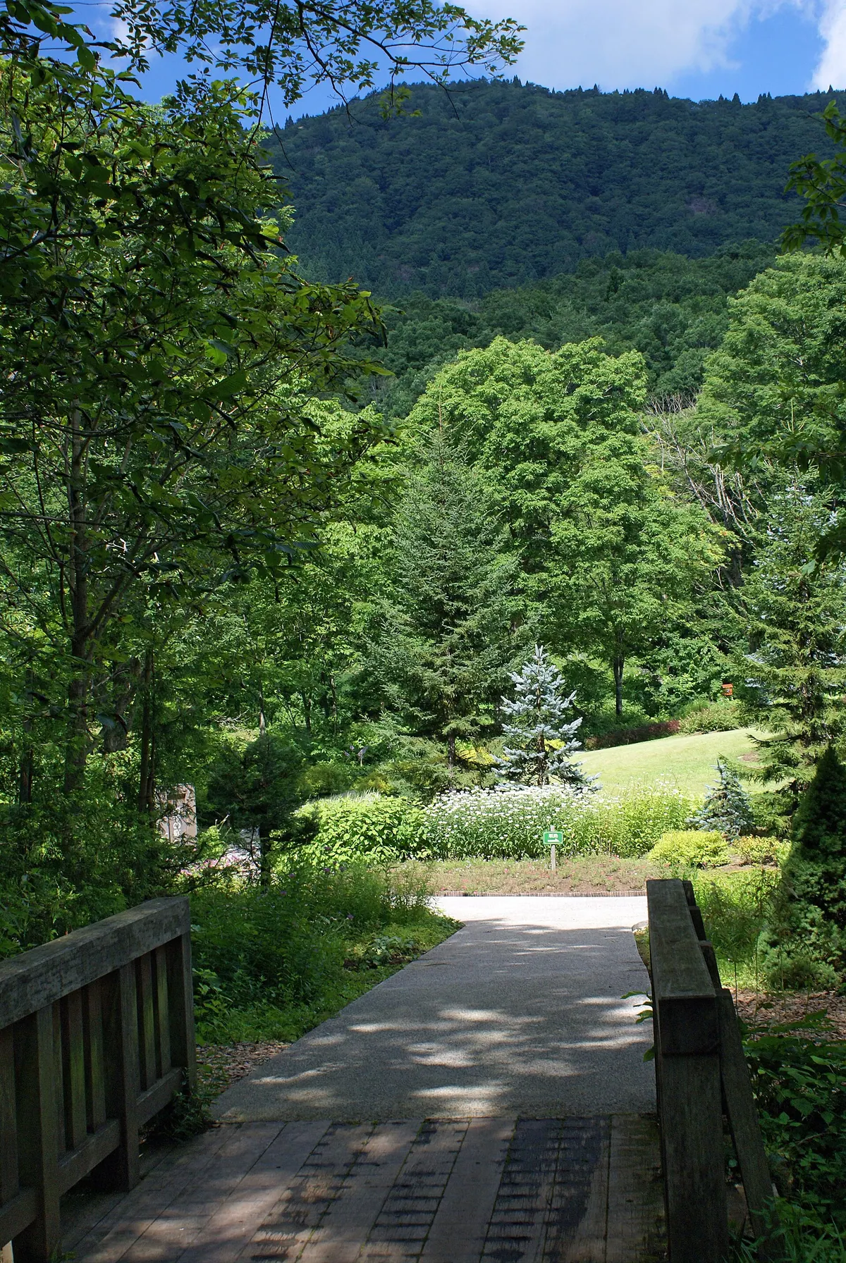 Tajima Plateau Botanical Gardens