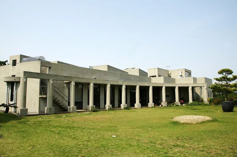 Sakima Art Museum
