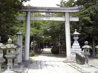 Yatsurugi Shrine (Ginan)