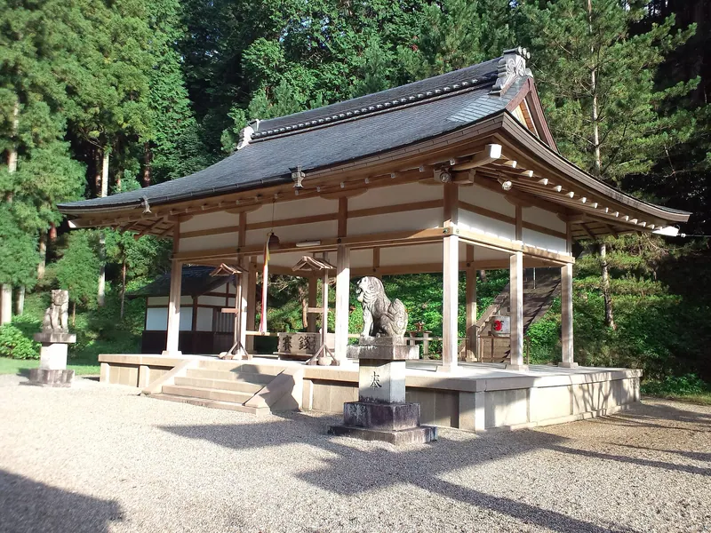 Yatagarasu Shrine