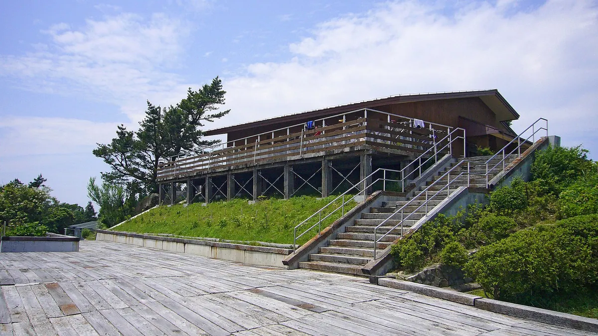 Mt. Rokkō Visitor Center