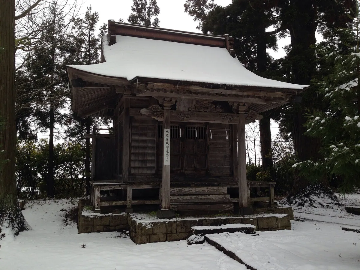 Juusanki Shrine in Shinmei-sha