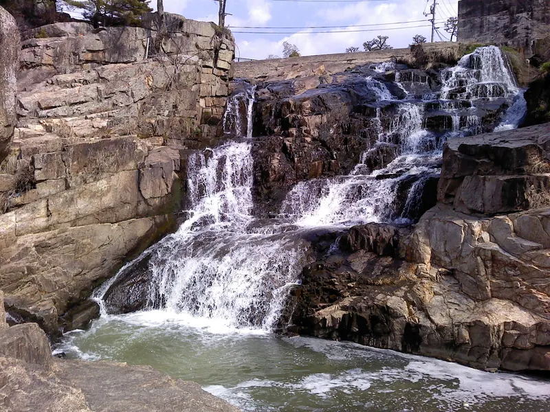 Azumako Waterfall