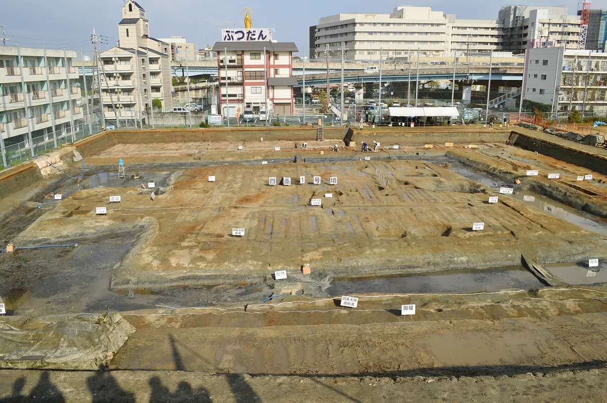 Shijō Kofun Cluster