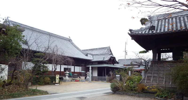 Jizō-ji Temple (Komatsushima)