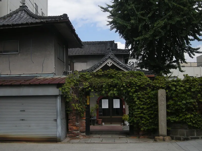 Jizō-in Temple