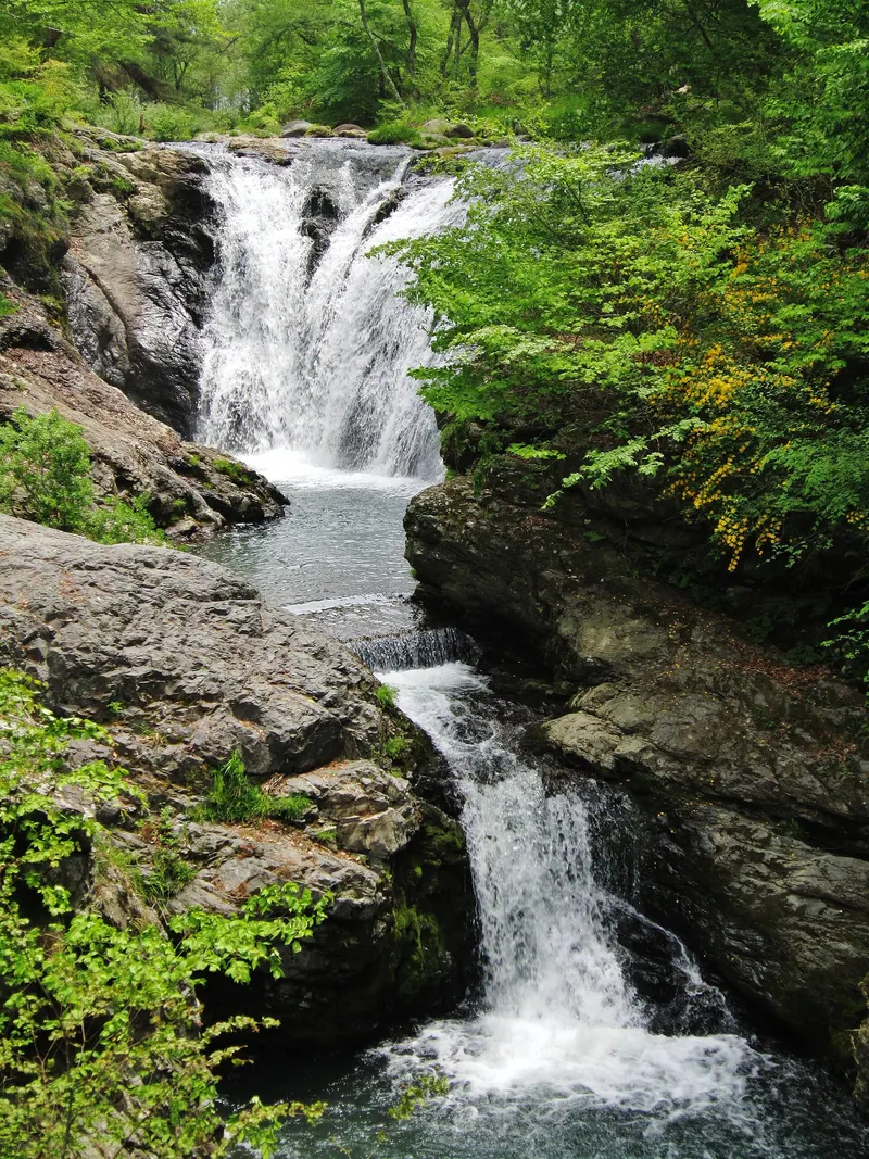 Taruhime Falls