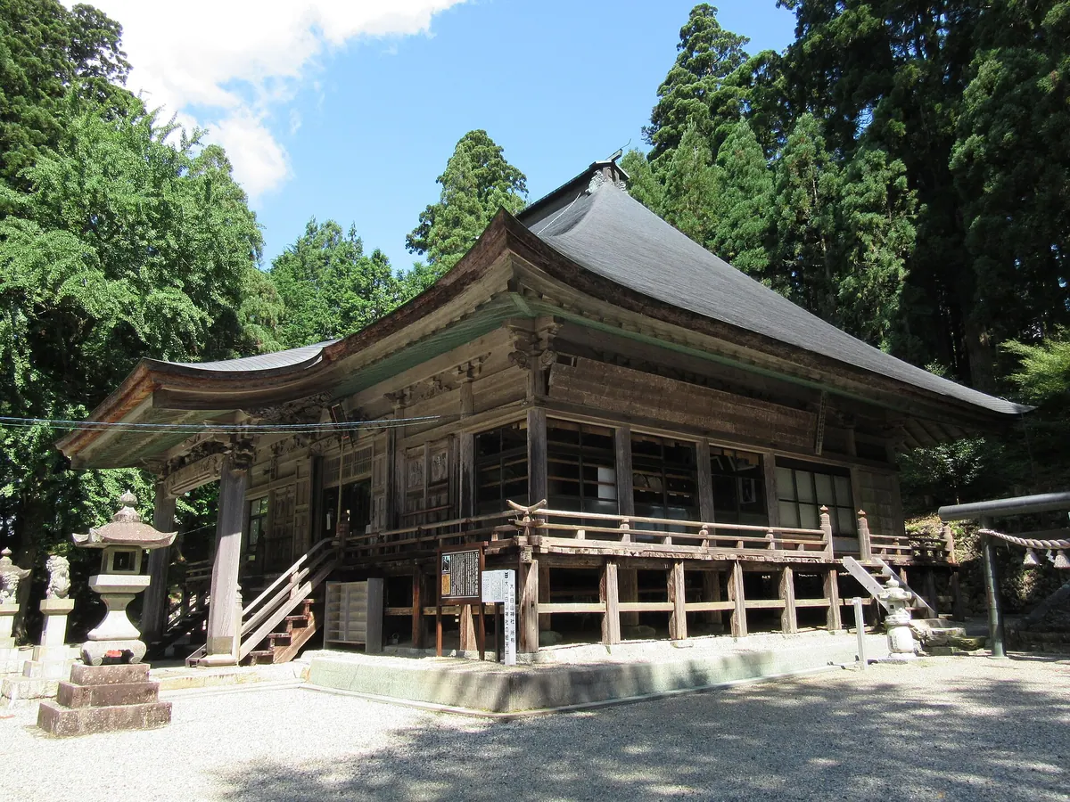 Ōyama Hakusan Shrine