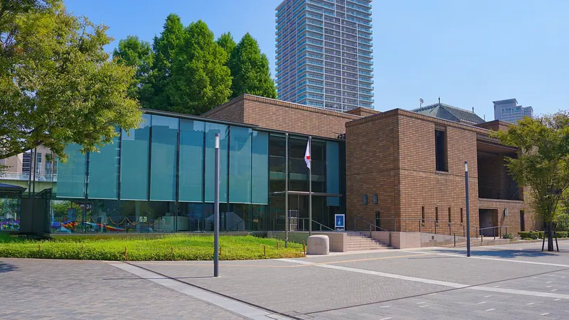 Museum of Oriental Ceramics, Osaka