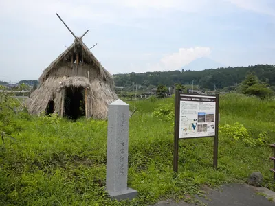 Ōshikakubo ruins