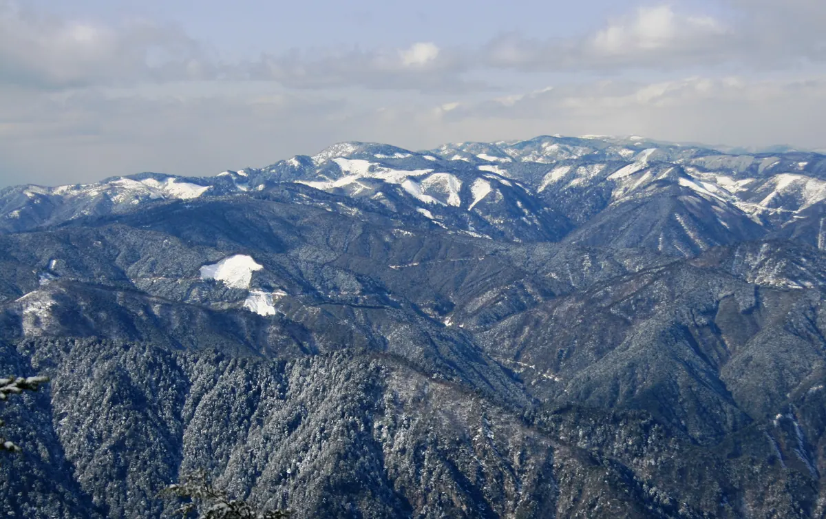 Mount Okusangai