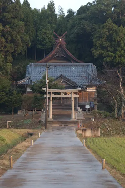 Uzukamikoto Shrine