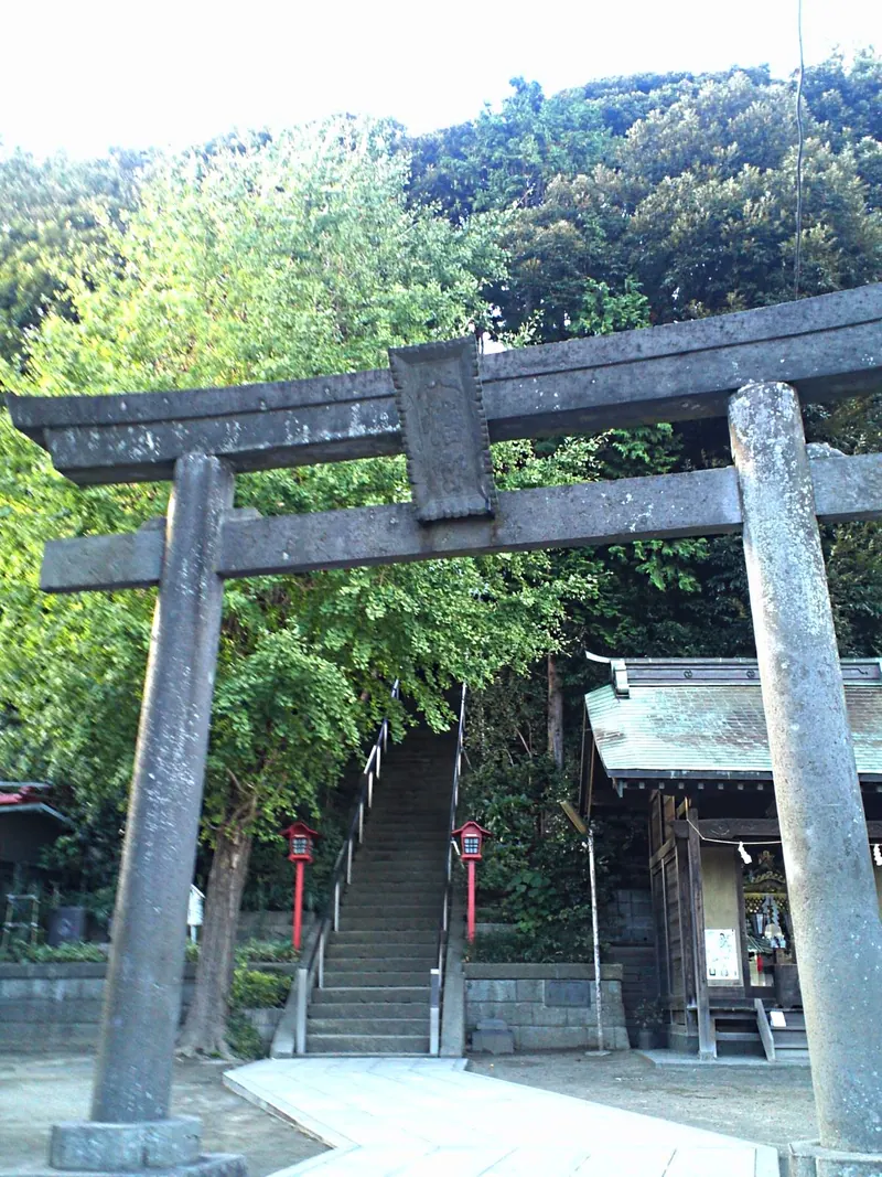 Tomizuka Shrine