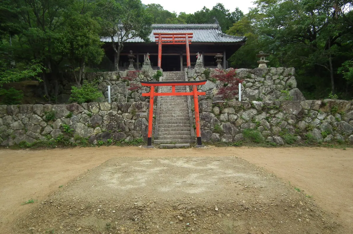 Oka Inari Shrine