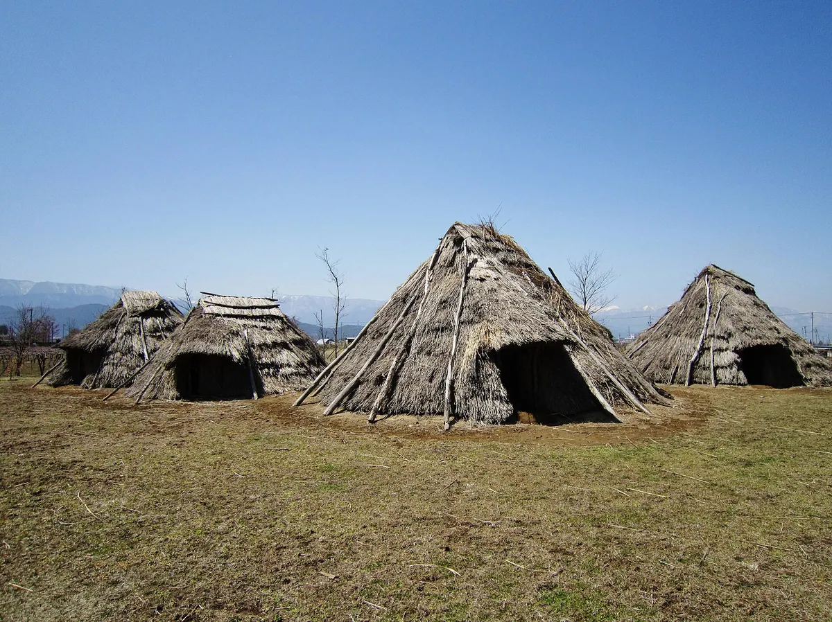Hiraide ruins