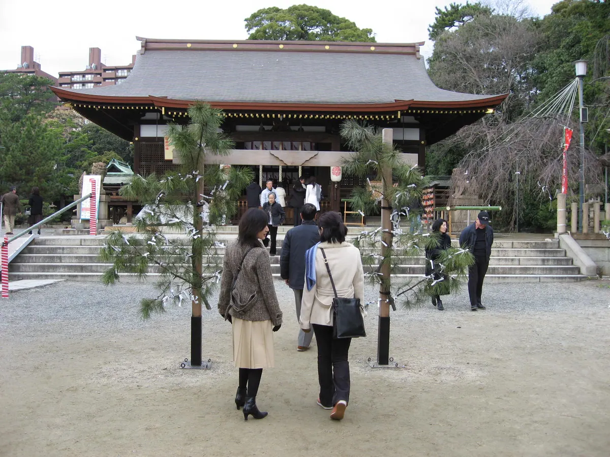 Yuzuruha Shrine