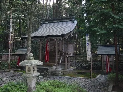 Shikobuchi Shrine