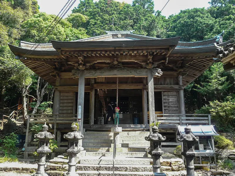 Onzan-ji Temple