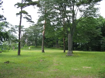 Shirakawa Castle