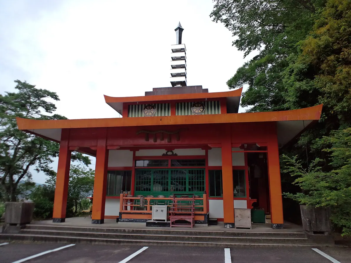 Shin-daibutsu-ji Temple