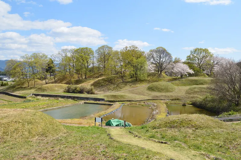 Niizawa-Senzuka Kofun Cluster