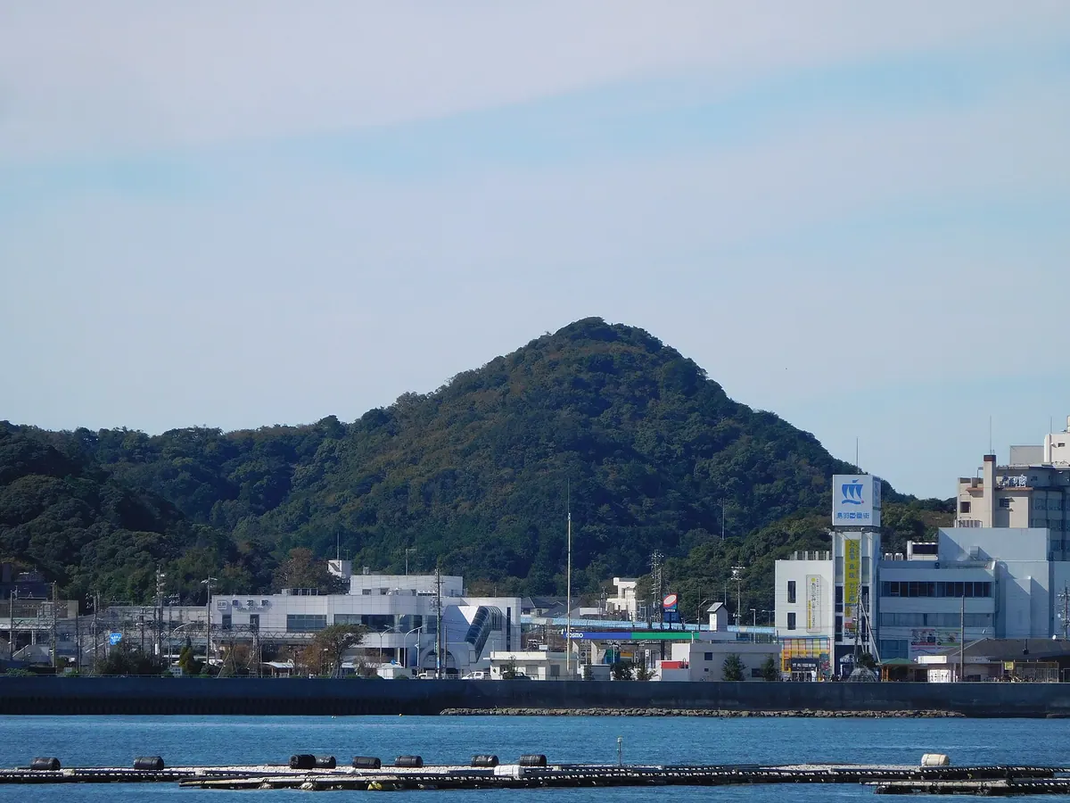 Mount Hiyori