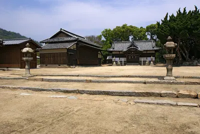 Kogarasu Shrine