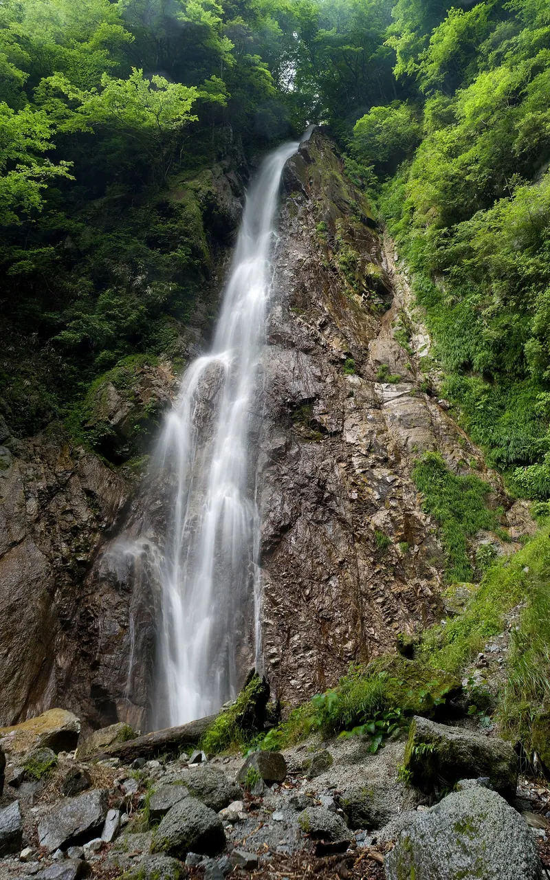 Hondana Falls