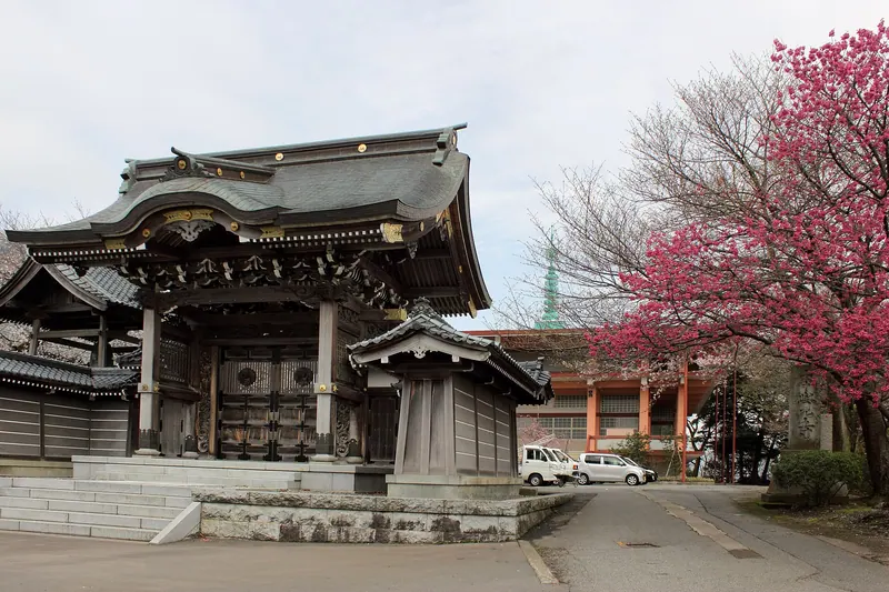 Hongaku-ji Temple