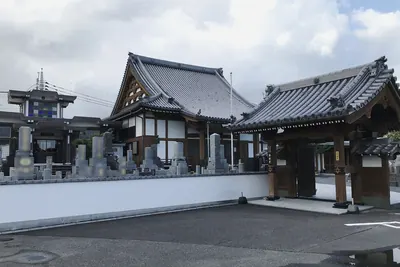 Gokuraku-ji Temple