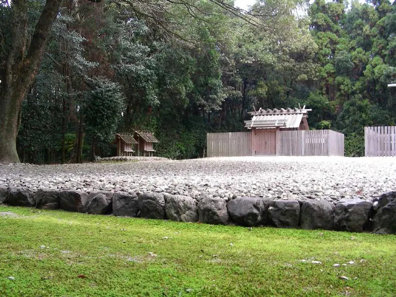 Hatadono Shrines