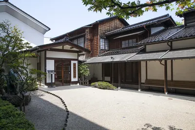 Izumi Kyōka Kinenkan Museum