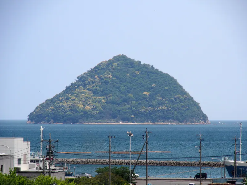 Tsukumi Island