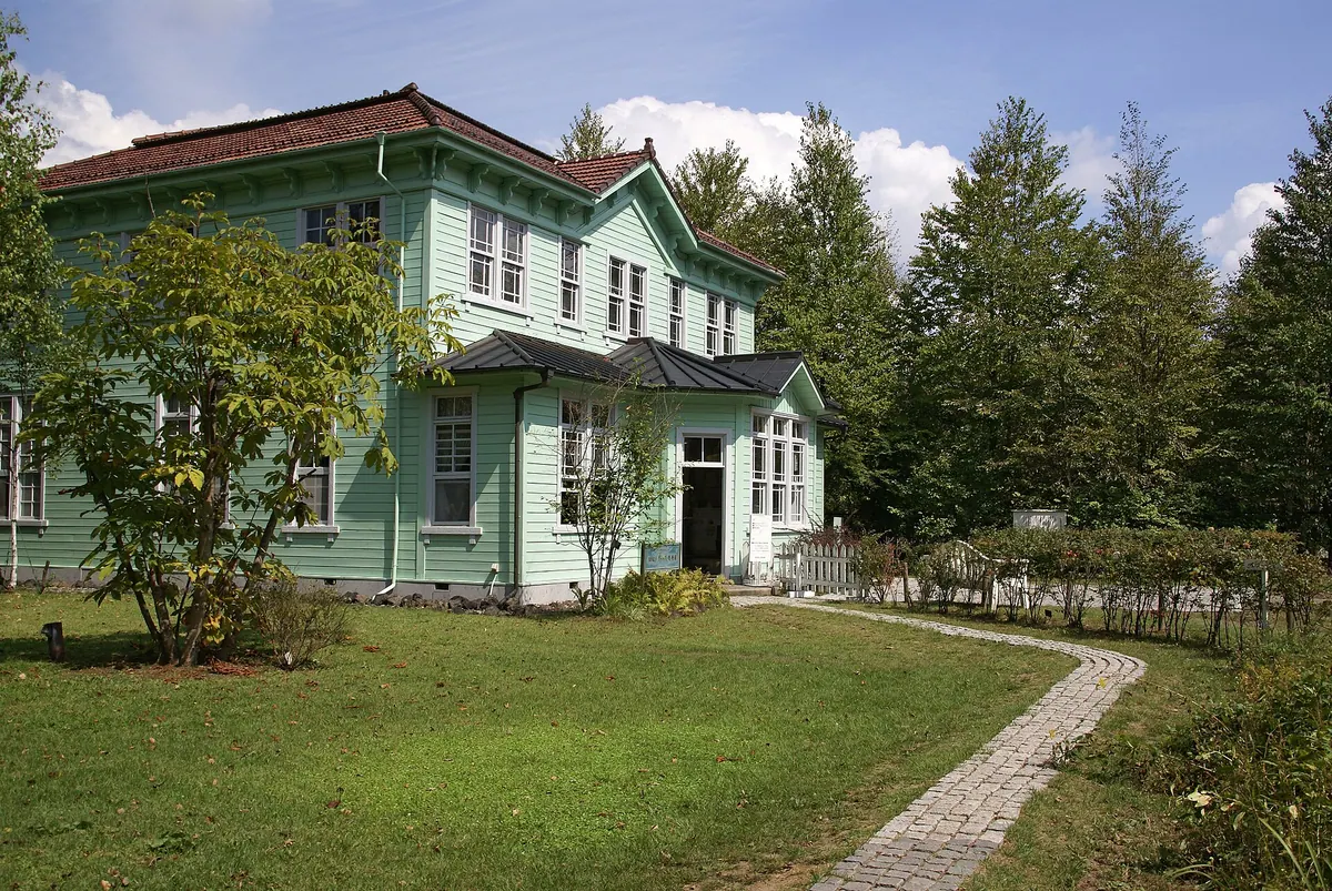 Kouko Fukazawa Nonohana Flower Museum
