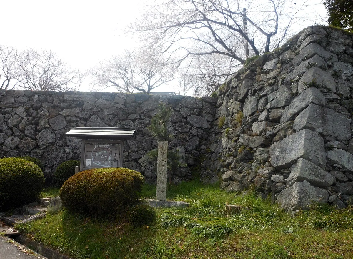Tamaru Castle