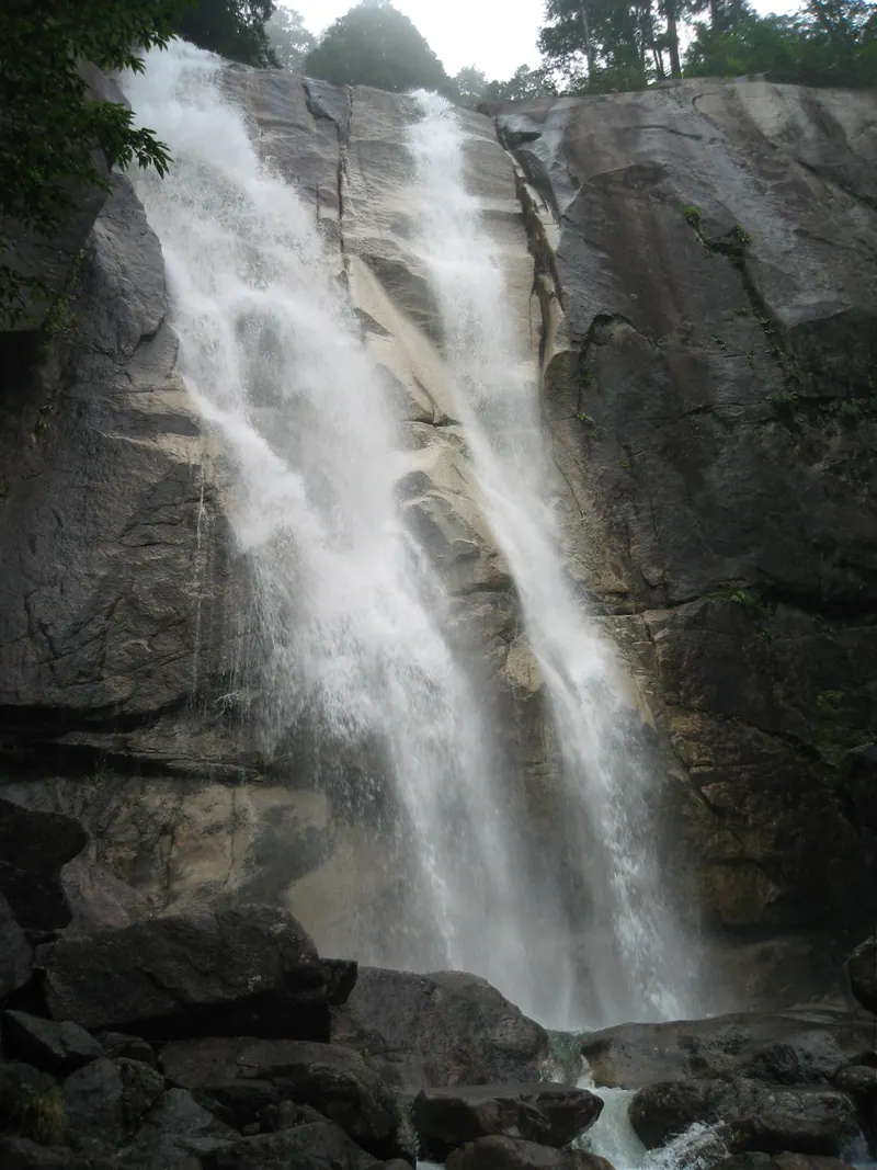 Tadachi Falls