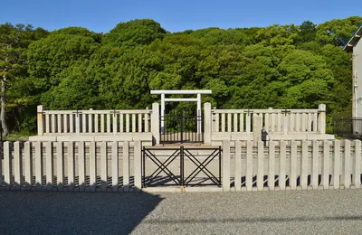 Shiragayama Kofun