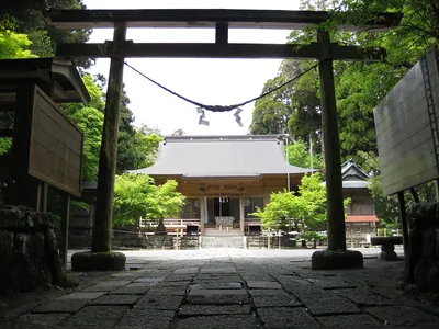 Shiratori Shrine