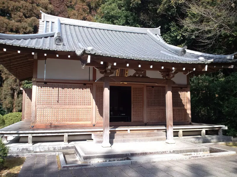 Shinnyo Sanmaya-dō